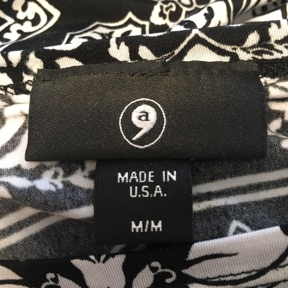 Black and white tunic - Picture 3 of 3